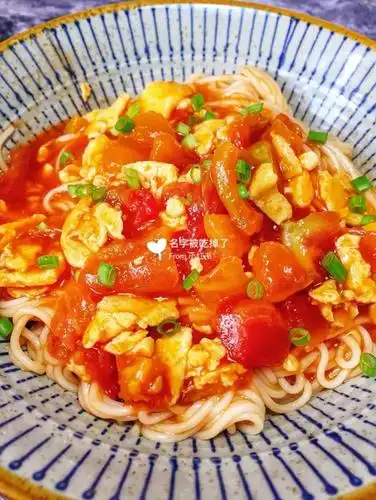 深圳热到冒泡的夏天,自制清爽捞面,飘香十足,手残党福音_番茄鸡蛋