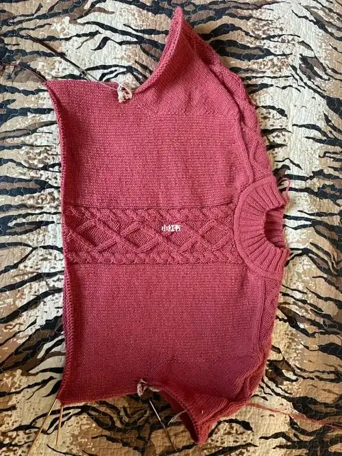 老公的马鞍肩毛衣