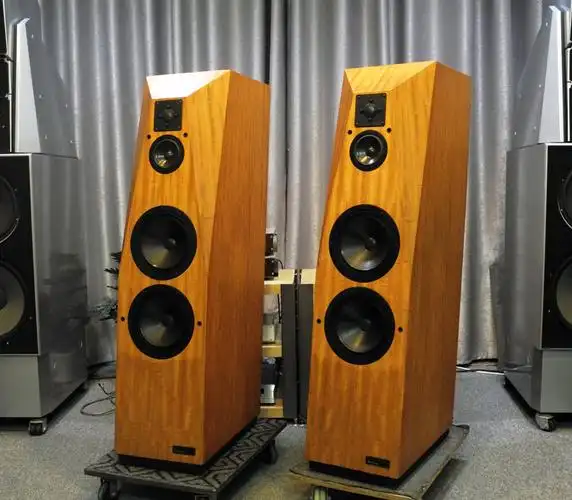 (已出)美国 avalon 盟主丽人 radian 音箱