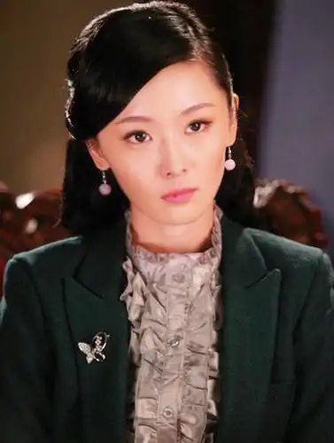 data-id="gnyubxkeya">俞梅是《 a target="_blank" href="/item/黑狐