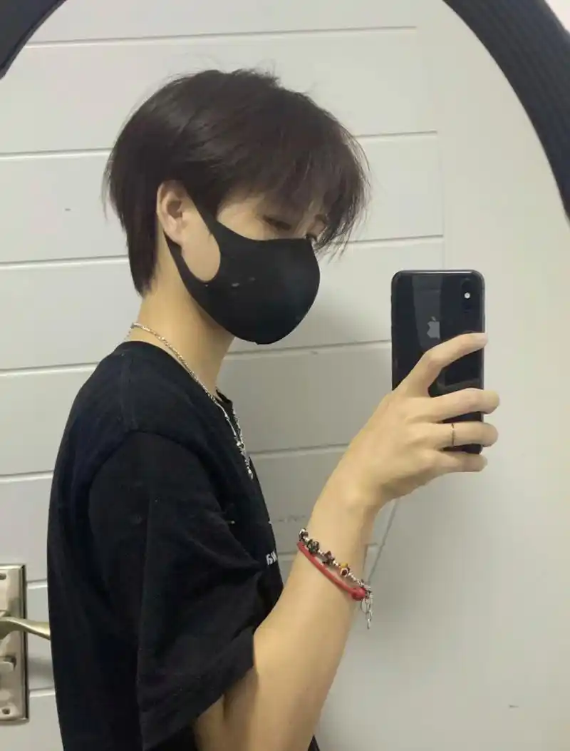 女生剪男生发型真的帅爆了 求求你们不要再上面打薄两边推短了