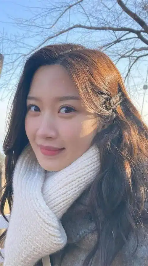 手机壁纸文佳煐