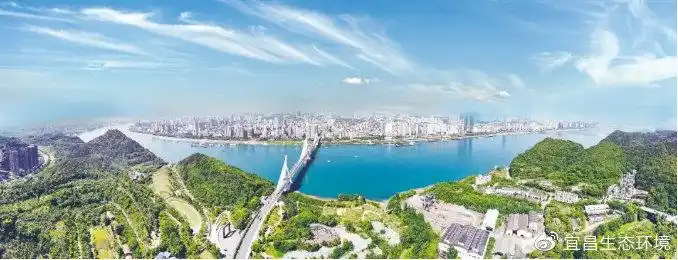 宜昌城区全景 杨柳 摄