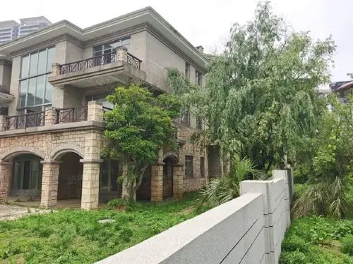 贵阳醉豪华湖景独栋大别墅带一千平花园 找我打折还免费看风氺