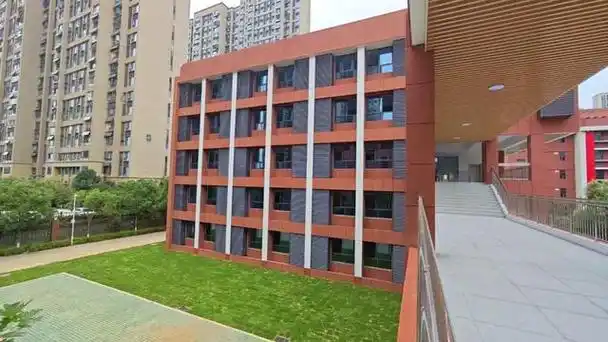 白沙洲这所小学新教学楼正式落成