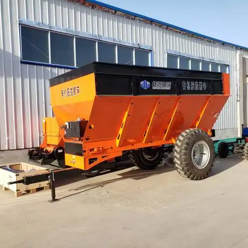 河南小型撒粪车8吨肥料扬粪机液压控制肥料抛撒车