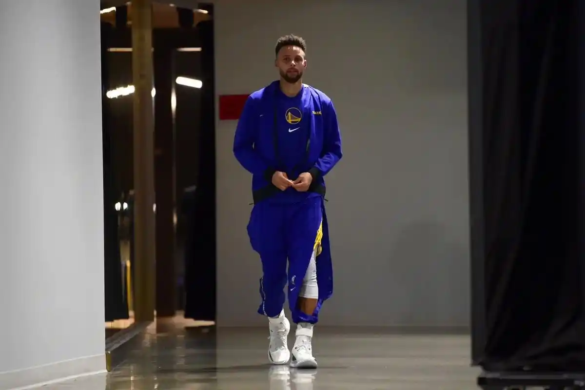 库里高清壁纸库 想要图的在这呀[机智][玫瑰] 置顶 4月前·广西 8