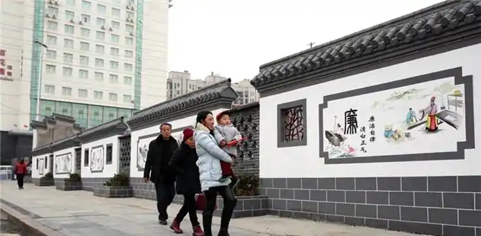 仿古"三风"墙亮相街头|三风|仿古|文化墙_新浪新闻