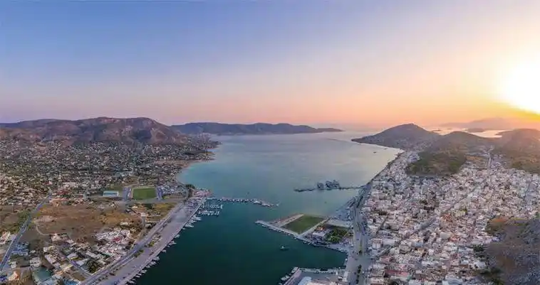 梭伦采用计策征服萨拉米斯岛让雅典迈出海上帝国第一步