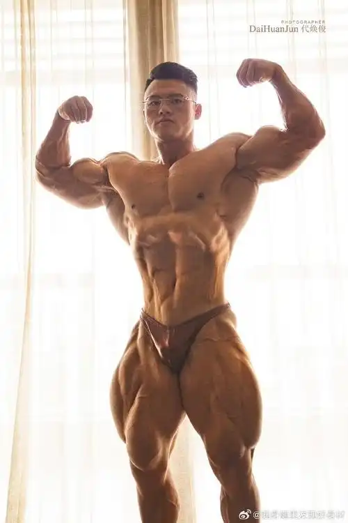 肌肉男##人人运动家##微博摄影年
