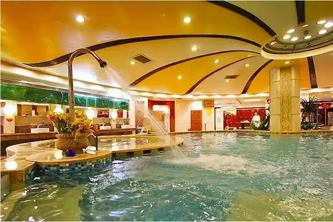 火到出圈的东北洗浴到底有啥魔力?|上海市_新浪新闻