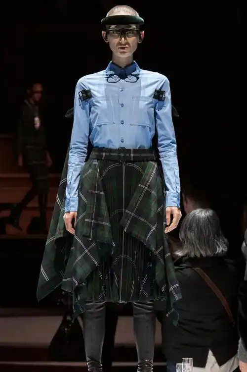 这条苏格兰裙为什么能火到一裙难求?_腾讯新闻