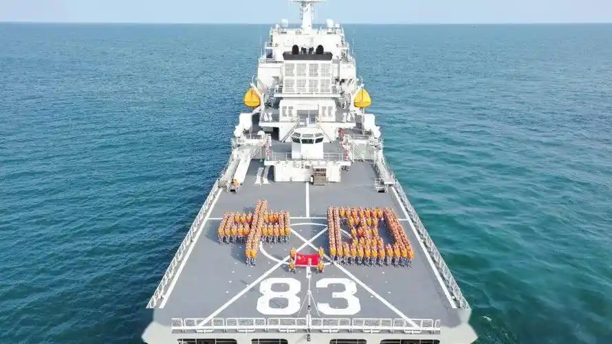 不忘初心牢记使命踔厉奋发笃行不怠纪念戚继光舰入列5周年