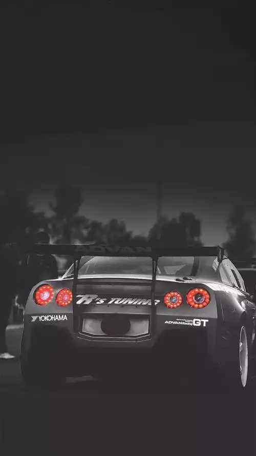 壁纸今日主题战神gtr