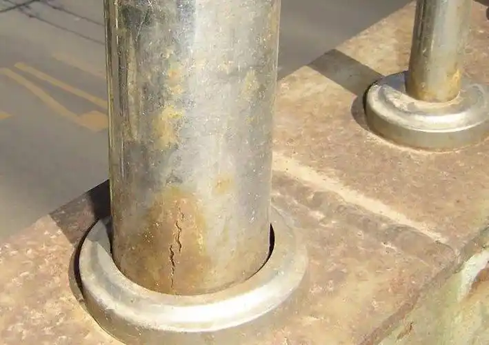 为使不锈钢在高温下具有耐氧化和耐气体介质腐蚀的性能 必须防止钢材