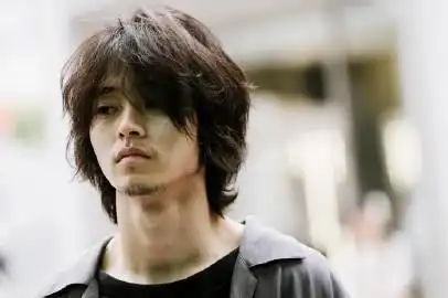 【剧照】山崎贤人超话 电影「剧场」近期新剧照