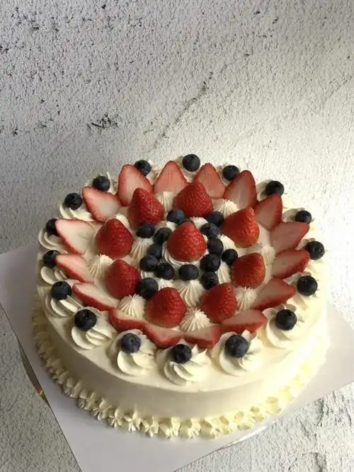 茉莉么么香做的10寸奶油蛋糕