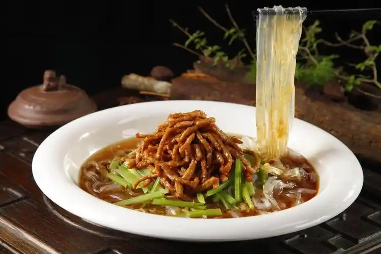 成师傅汴京烤鸭中兴路店