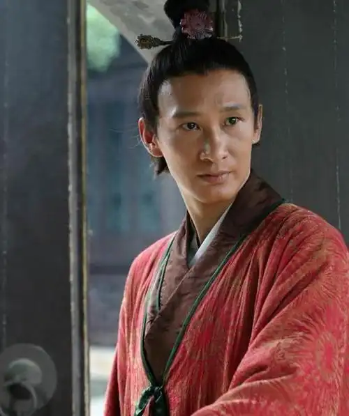 老戏骨王劲松演技好三观正公开斥责青年演员不愧是真正的演员