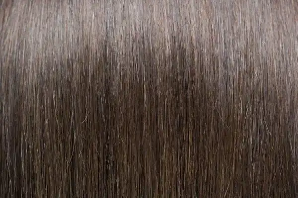 头发丝直径大约几微米?