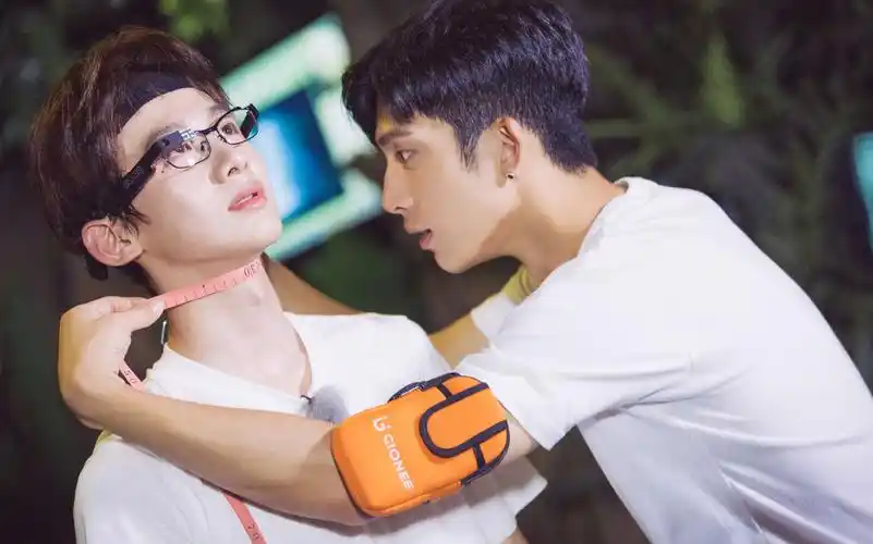 我们战斗吧恋爱新手井柏然白敬亭1米83组合的日常