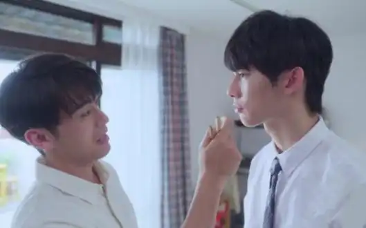 台剧奇迹映前预告片 (白范cut)