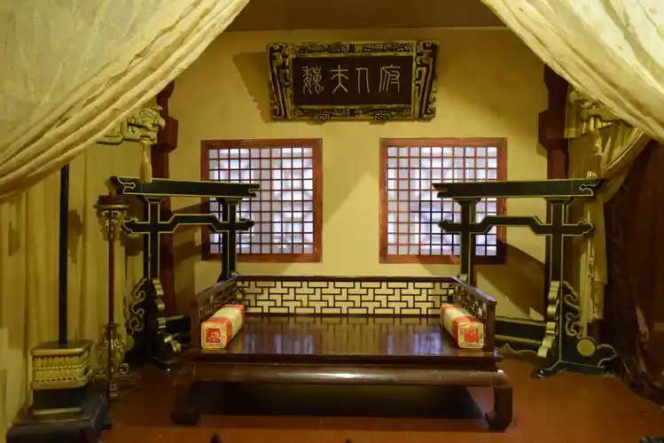 这里不仅能参观到与北京故宫相似的建筑也能感受到与