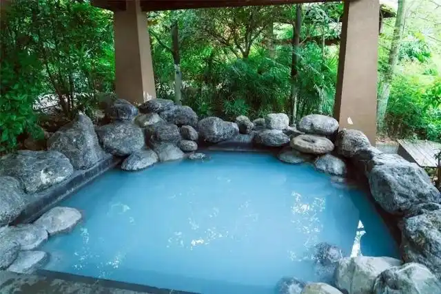 四川2021秋冬泡汤指南!精选16处温泉打卡地,一年泡不重样