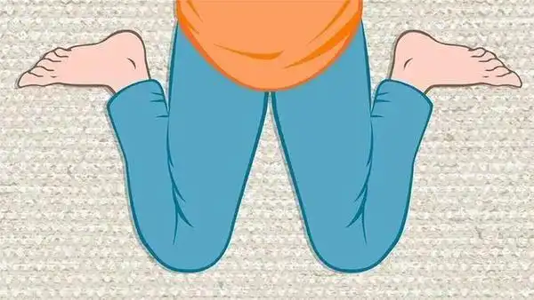 你家宝宝还在用"w"型坐姿吗?不及时矫正,你会后悔的