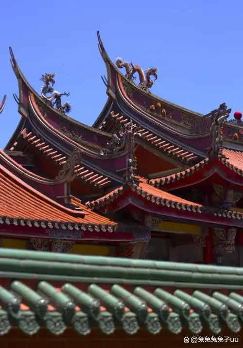 分析中国古代建筑的历史,古典建筑的美学特点是什么?