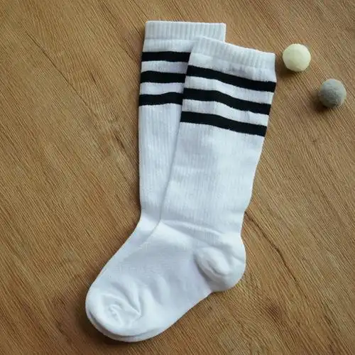 夏季高档纯棉儿童中筒袜网眼运动袜男女童白色足球袜薄款高筒批发