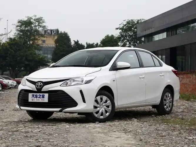 一汽丰田官方宣布,2021款威驰家族上市,分为威驰三厢和威驰fs两厢车型