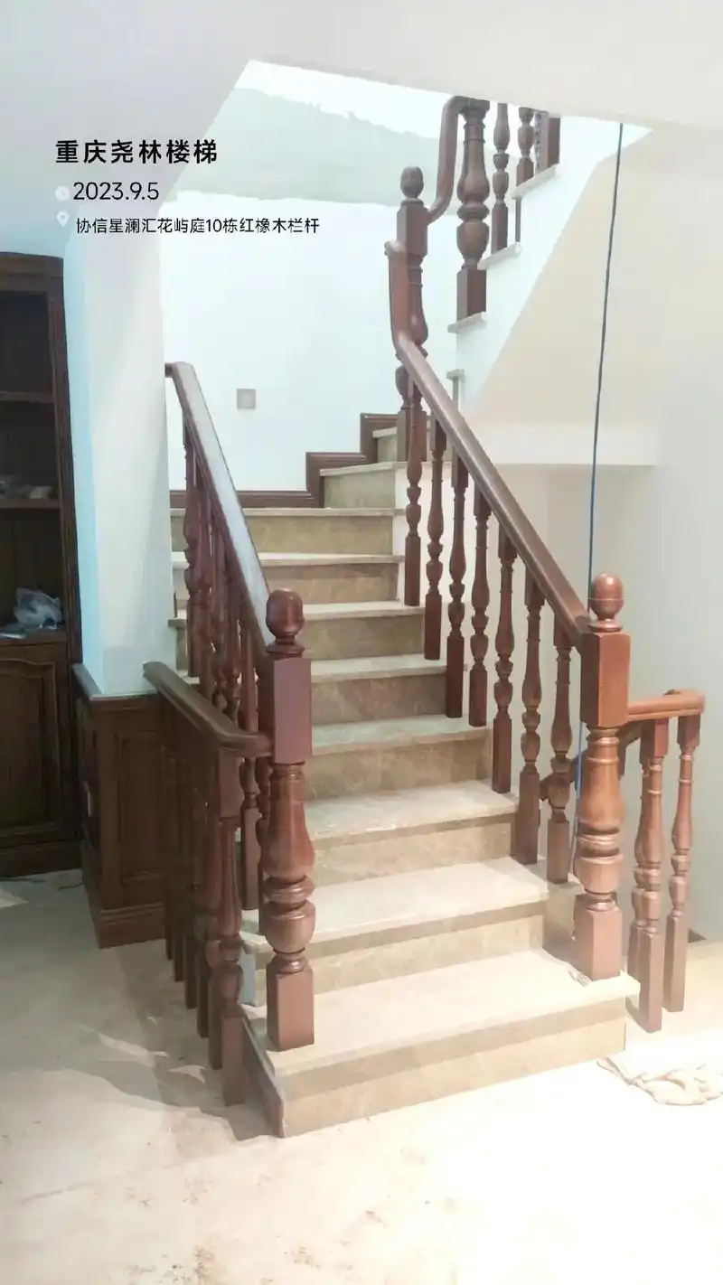实木楼梯扶手.