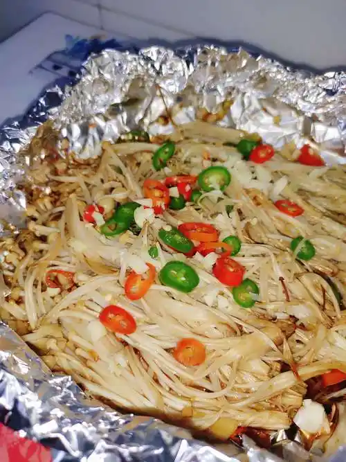 不放盐的锡纸金针菇的做法