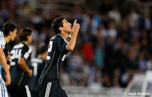 幻灯:迪玛利亚疯狂拥抱一人 穆帅亲自指点c罗