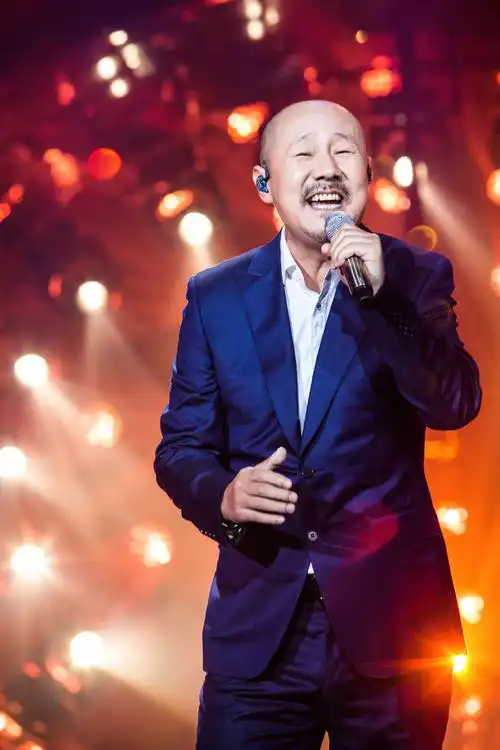 腾格尔《歌手2018》高清图片