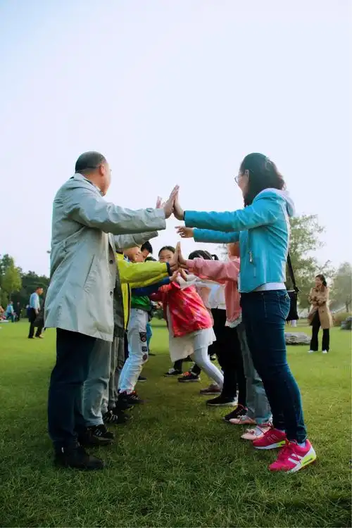 欢乐金秋 亲子同游——省锡中实验学校四(4)中队亲子户外活动