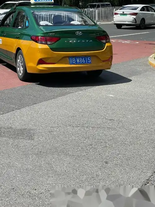 这就是我买的悦动当天出现问题也不知道哪的问题