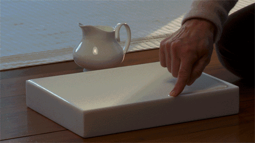 从七十年代中期开始 , wolgang laib 运用牛奶,大理石,花粉,米粒和