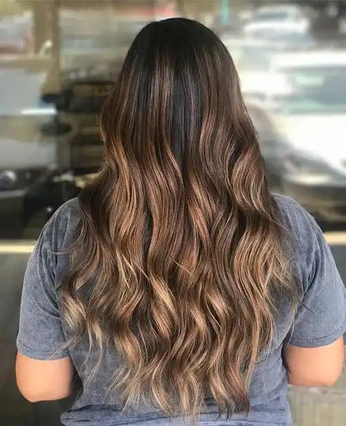 今年热门的17款栗色发型,简单又显气质,猜你一定喜欢