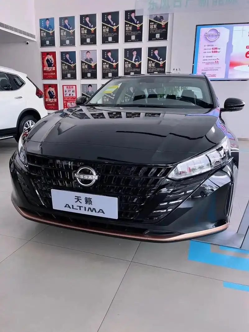 2024款天籁 黑金版上市 - 抖音