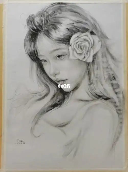 素描美女