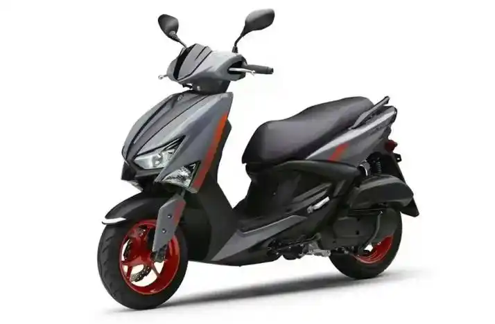 春风雅马哈第一款踏板车,既不是劲战125也不是sc150,而是福颖