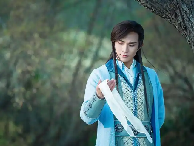 聂子皓父母干什么的聂子皓以前家穷吗家庭背景曝光