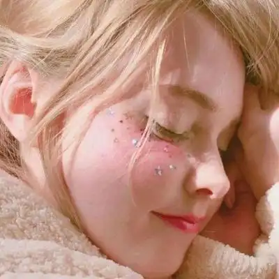 少女心草莓粉色系头像2021最新款