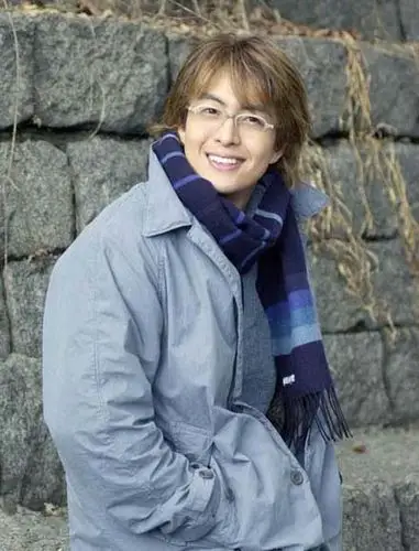 韩星"股票财富榜"出炉 裴勇俊退位朴镇英登顶