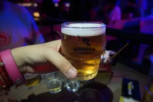 偶尔晚上来啤酒狗放松一下心情,挺好的返回搜狐,查看更多