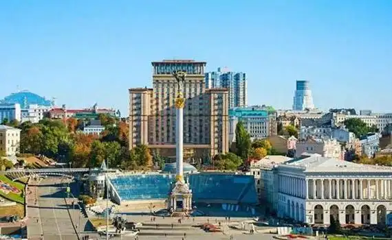 俄罗斯痛下杀手,曾经美丽的基辅已经满目疮痍,泽连斯基跑哪去了