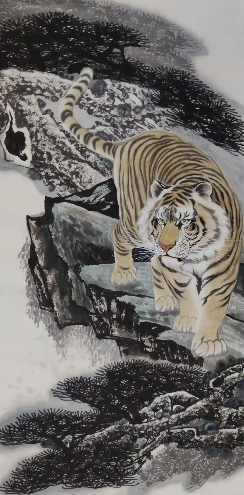 画家朱恩群笔下的老虎栩栩如生,形神兼备,不怒而威