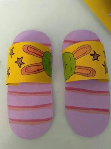 手工制作:纸拖鞋